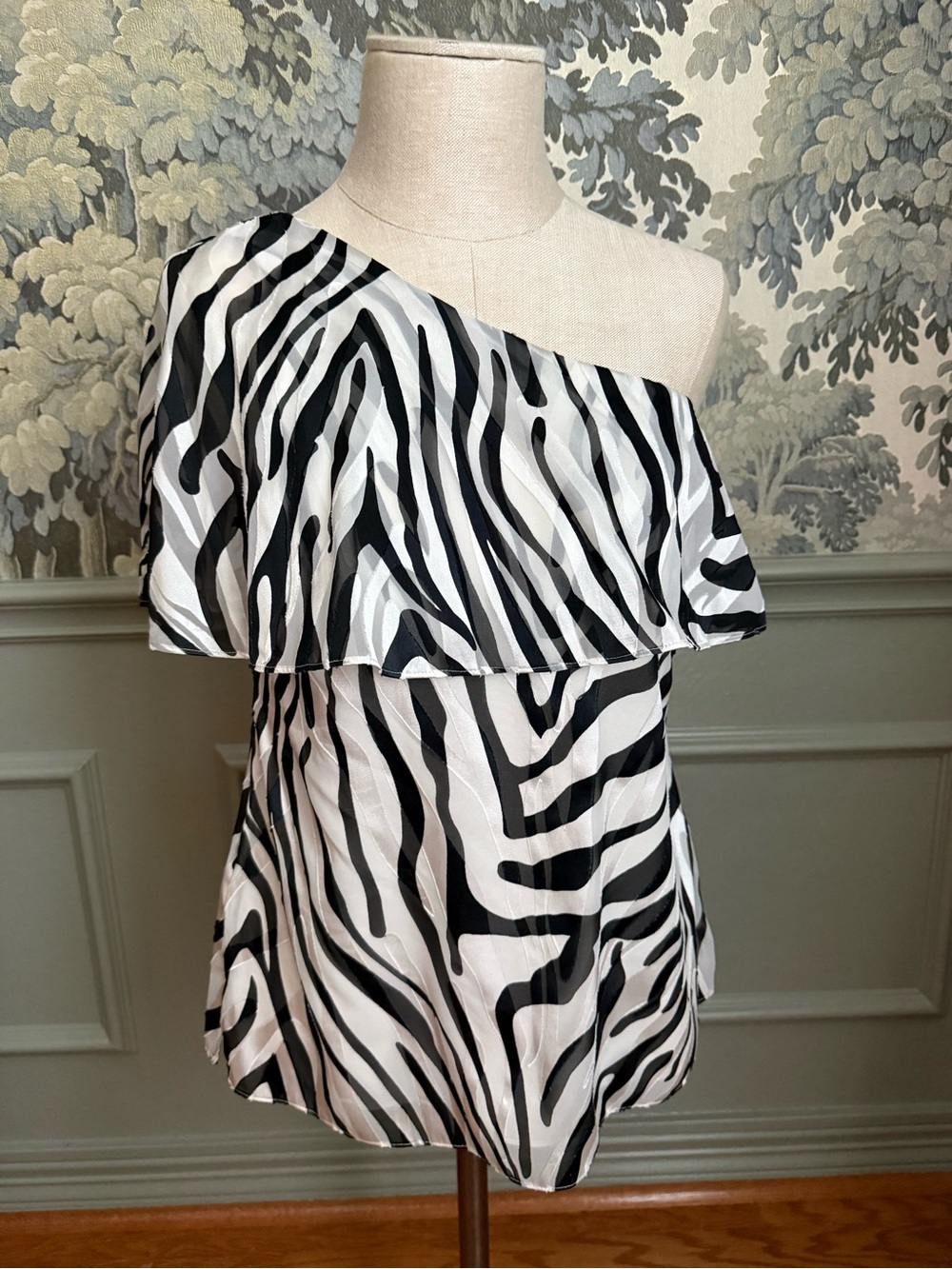 WHBM One-Shoulder Zebra Print Top Sz 6